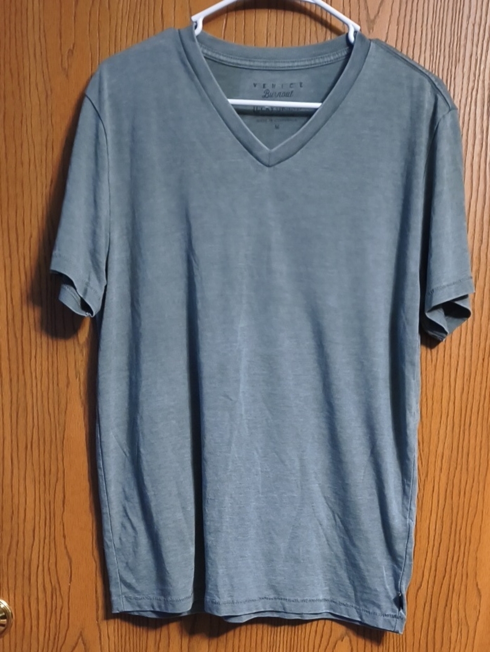 Lucky Brand Short Sleeve V-Neck Tee in Burnout Green